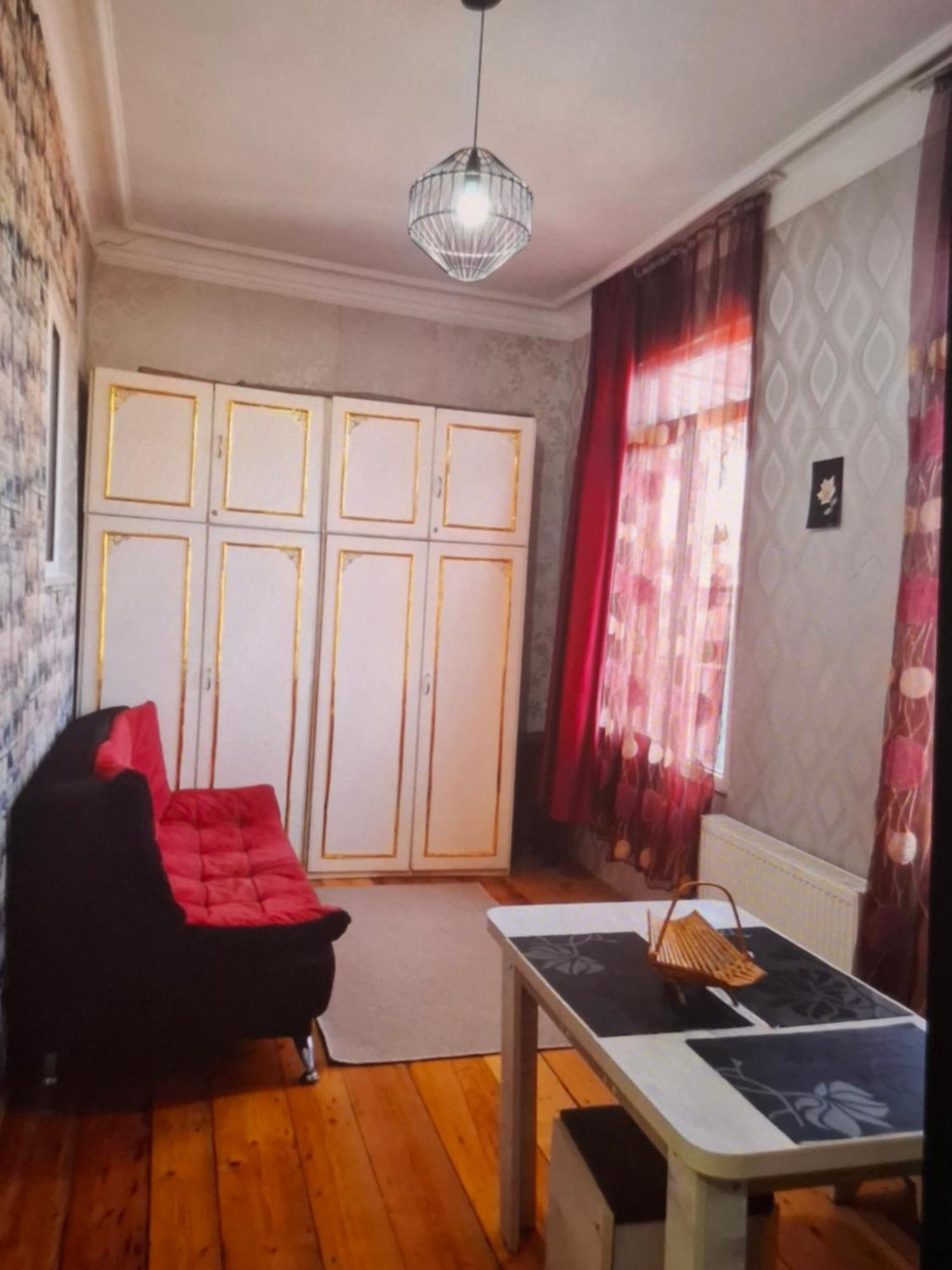 House In Old Tbilisi Apartment Exterior photo